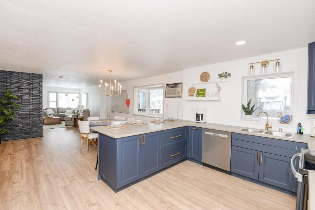 New Remodeled Townhome In Central Fargo Dış mekan fotoğraf