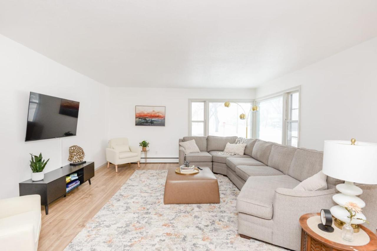 New Remodeled Townhome In Central Fargo Dış mekan fotoğraf