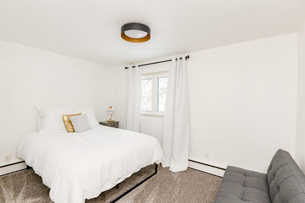 New Remodeled Townhome In Central Fargo Dış mekan fotoğraf
